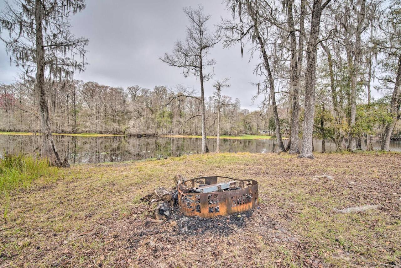 Unplugged Withlacoochee Riverfront Retreat! Bushnell Εξωτερικό φωτογραφία